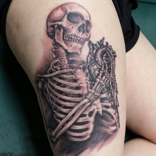 Tattoo Shop «Alley Cat Tattoo», reviews and photos, 990B Reservoir St, Harrisonburg, VA 22801, USA