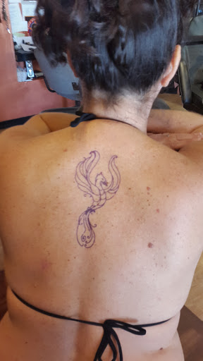 Tattoo Shop «Paradise Tattoo», reviews and photos, 2801 Estero Blvd, Fort Myers Beach, FL 33931, USA