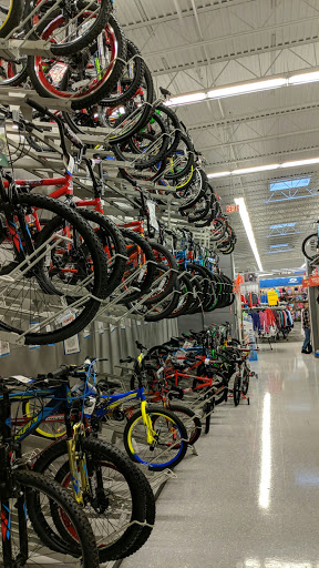 Sporting Goods Store «Academy Sports + Outdoors», reviews and photos, 14405 W 135th St, Olathe, KS 66062, USA