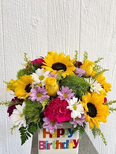 Florist «Magnolia Flowers», reviews and photos, 9669 Magnolia Ave, Riverside, CA 92503, USA