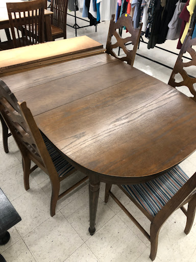 Thrift Store «TC Resale & Donation Thrift Store», reviews and photos, 5050 SE 82nd Ave, Portland, OR 97266, USA