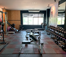 Mso-RB fitness and pool. photo