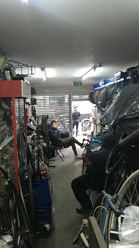 Reviews of Bob's Cycles in London - Bicycle store