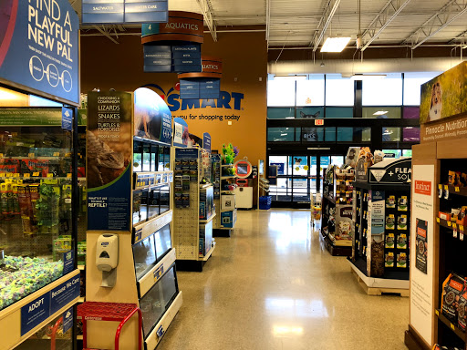 Pet Supply Store «PetSmart», reviews and photos, 2718 Legends Pkwy, Prattville, AL 36066, USA