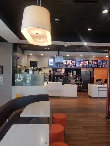 Outlet Mall «The Outlet Shoppes», reviews and photos, 915 Ridgewalk Pkwy, Woodstock, GA 30188, USA