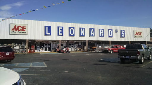 Cecil Hardware Inc in Clarksville, Arkansas