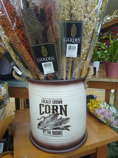 Supermarket «Giant Eagle Supermarket», reviews and photos, 1201 Mentor Ave, Painesville, OH 44077, USA