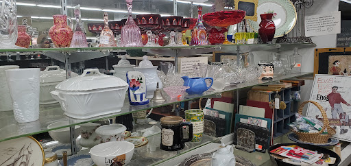 Thrift Store «Auburn Valley Humane Society Thrift Store», reviews and photos, 1123 E Main St, Auburn, WA 98002, USA