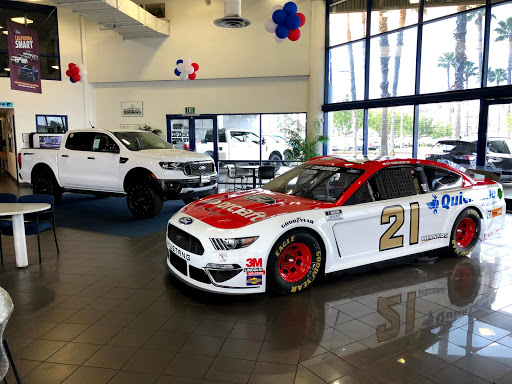 Ford Dealer «Raceway Ford», reviews and photos, 5900 Sycamore Canyon Blvd, Riverside, CA 92507, USA