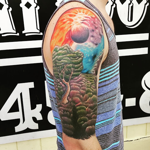 Tattoo Shop «Six1Six Tattoo Studio», reviews and photos, 526 Leonard St NW, Grand Rapids, MI 49504, USA