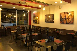 Restaurante La Capocha image