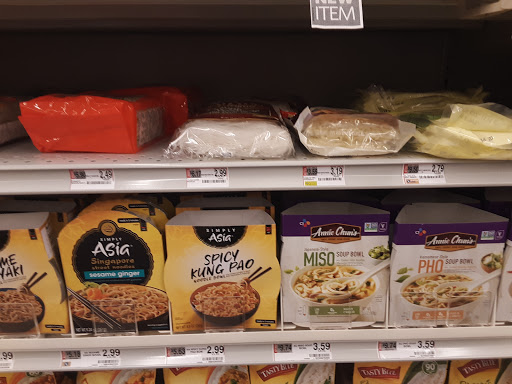 Grocery Store «Food Lion», reviews and photos, 183 Main St, Mathews, VA 23109, USA