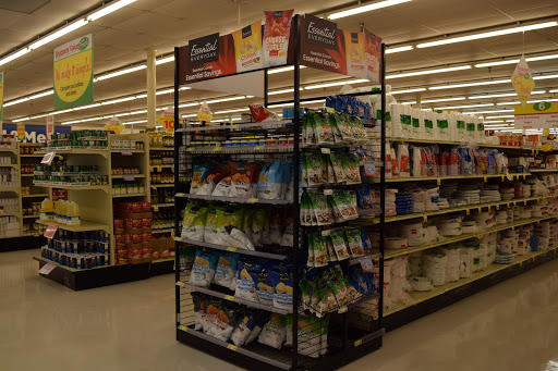 Supermarket «Shoppers Value Foods», reviews and photos, 5580 Thomaston Rd #18, Macon, GA 31220, USA