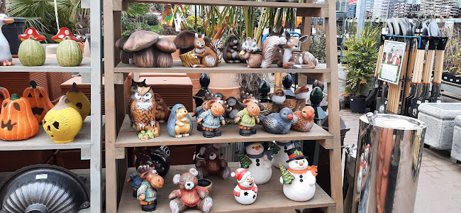 Oázis Kertészet - Kertészkedő