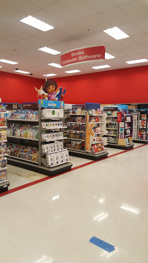 Department Store «Target», reviews and photos, 800 Broadview Village Sq, Broadview, IL 60155, USA