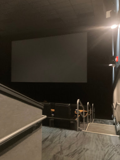 Movie Theater «Regal Cinemas Oakwood 18», reviews and photos, 2800 Oakwood Blvd, Hollywood, FL 33020, USA