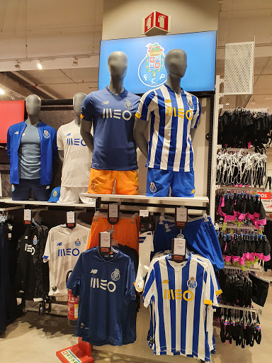 Soccer jersey stores Oporto