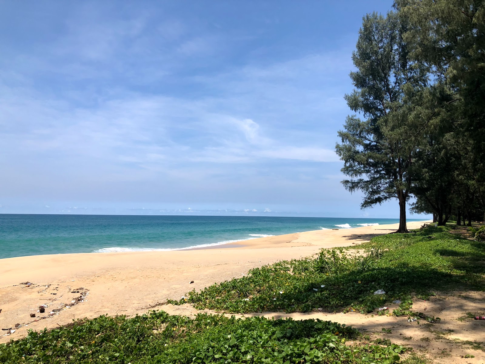 Photo de Thaimuang Beach avec un niveau de propreté de très propre