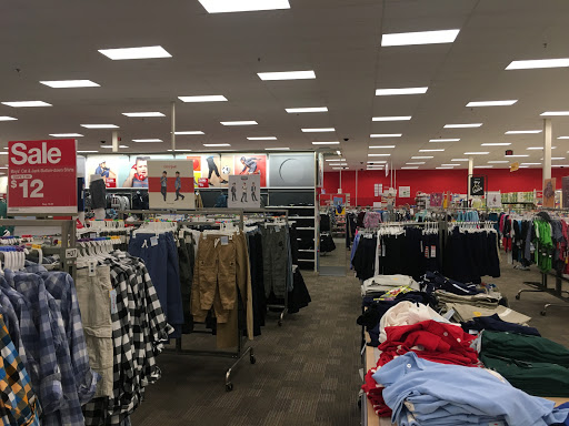 Department Store «Target», reviews and photos, 3101 Jefferson Davis Hwy, Alexandria, VA 22305, USA