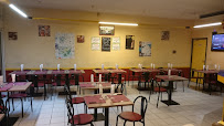 Atmosphère du Restaurant Epsilon à Boulazac Isle Manoire - n°15