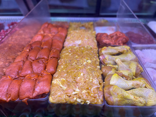 Grocery Store «La Plaza Market», reviews and photos, 515 McLaughlin Ave, San Jose, CA 95116, USA