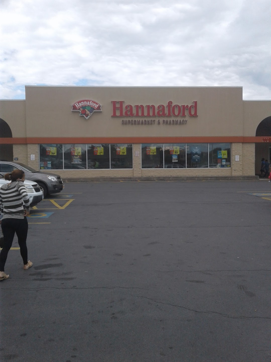 Hannaford Supermarket