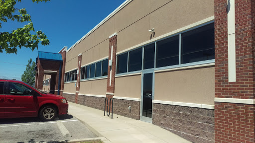 Clothing Store «Goodwill», reviews and photos, 9419-9421 Shelbyville Rd, Louisville, KY 40223, USA