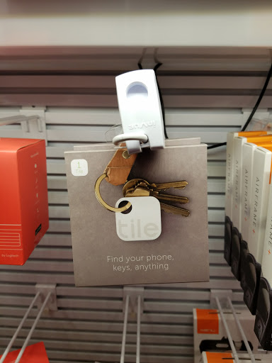 Cell Phone Store «T-Mobile», reviews and photos, 15 Spring Valley Market Pl, Spring Valley, NY 10977, USA