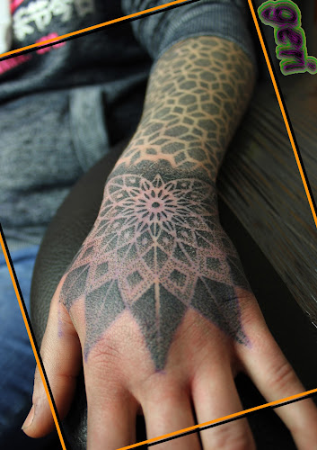 Swastika Tetováló és Piercing Szalon Budapest - Tetoválószalon