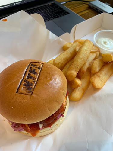 Comments and reviews of WTF! - Mind-Blowing Burgers (Bethnal Green)