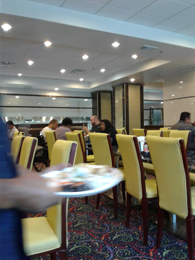 Shopping Mall «City Place Shopping Center», reviews and photos, 151 E 5th St, Long Beach, CA 90802, USA