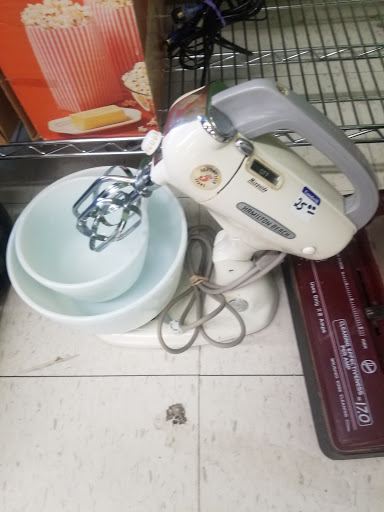 Non-Profit Organization «Goodwill of the Great Plains», reviews and photos