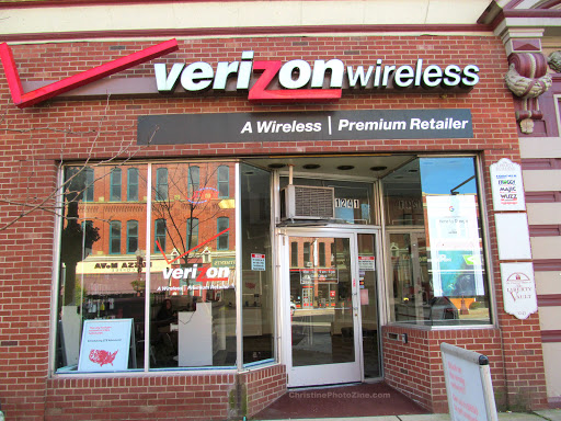 Cell Phone Store «Verizon Authorized Retailer - A Wireless», reviews and photos, 1241 Liberty St, Franklin, PA 16323, USA
