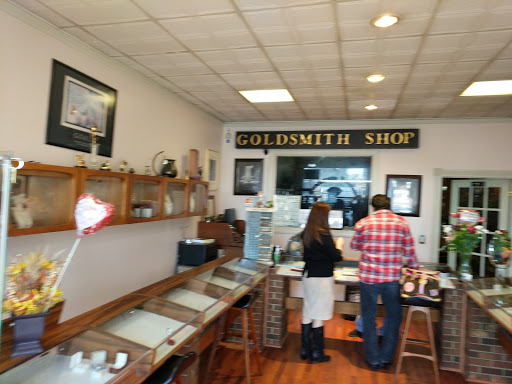 Jeweler «Sacramento Jewelers», reviews and photos, 2718 Washington Blvd # A, Arlington, VA 22201, USA