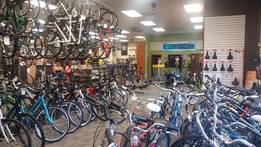 Bicycle Store «Bike World», reviews and photos, 126 S 3rd St, Ames, IA 50010, USA