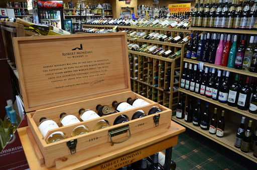 Liquor Store «House of Wines & Liquors Off», reviews and photos, 1225 Vermillion St, Hastings, MN 55033, USA