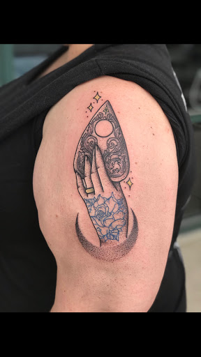 Explore back shoulder tattoo ideas, creative tattoo ideas in Frankfort, available at The Reef Tattoo