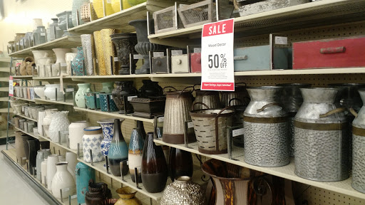 Craft Store «Hobby Lobby», reviews and photos, 2600 American Blvd W, Bloomington, MN 55431, USA