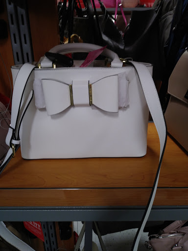 Department Store «T.J. Maxx», reviews and photos, 1123 New Jersey 35, Middletown, NJ 07748, USA