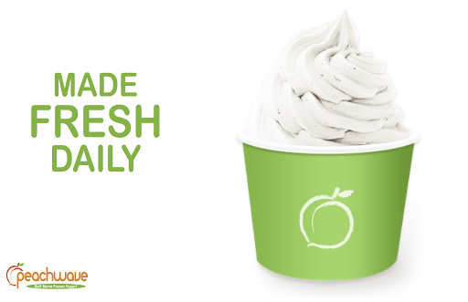 Frozen Yogurt Shop «Peachwave Frozen Yogurt & Gelato», reviews and photos, 6 W 8th St, Holland, MI 49423, USA