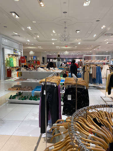 Clothing Store «Forever 21», reviews and photos, 4502 S Steele St #426B, Tacoma, WA 98409, USA