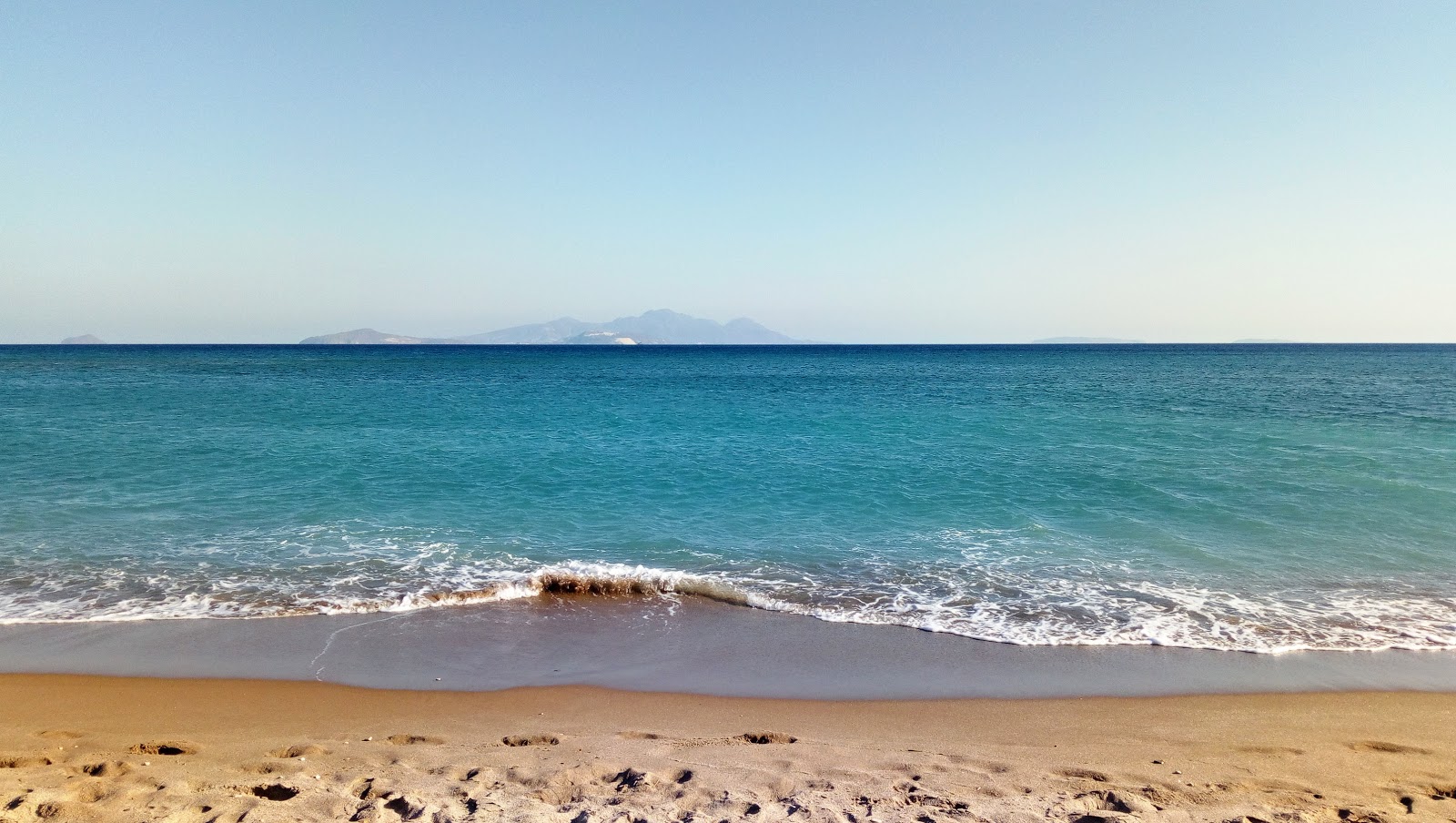 Lagada Beach'in fotoğrafı - rahatlamayı sevenler arasında popüler bir yer
