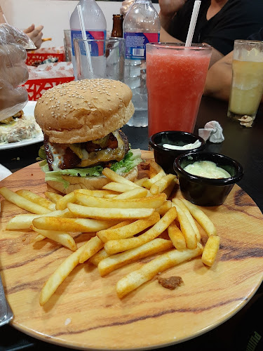 Munchies Grill & Wings - Guayaquil