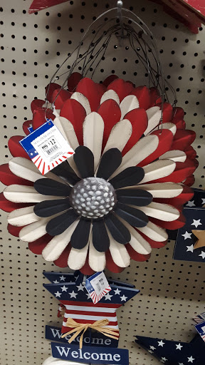 Discount Store «Big Lots», reviews and photos, 5667 S 27th St, Milwaukee, WI 53221, USA