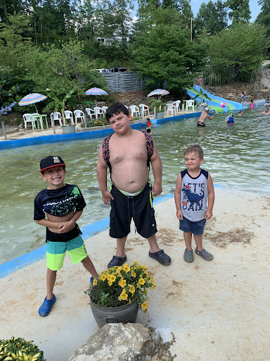 Water Park «Sun Crest Water Park», reviews and photos, 6806 All Healing Springs Rd, Taylorsville, NC 28681, USA