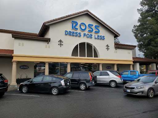 Clothing Store «Ross Dress for Less», reviews and photos, 3450 Village Dr, Castro Valley, CA 94546, USA