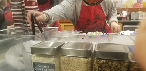 Ice Cream Shop «Cold Stone Creamery», reviews and photos, 3910 Center St NE, Salem, OR 97301, USA