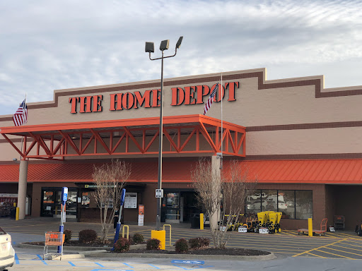 Shopping Mall «Conway Commons Shopping Center», reviews and photos, 310 Conway Blvd, Conway, AR 72034, USA