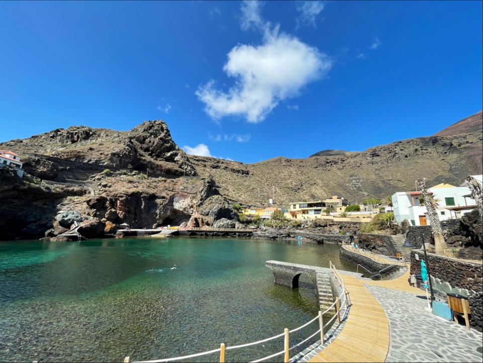 Piscina natural del Tamaduste'in fotoğrafı #42 ile birlikte
