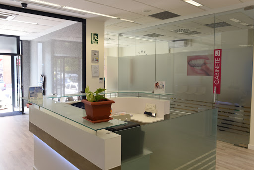 Clínica Dental Valverde & Bolado en Huelva, Huelva